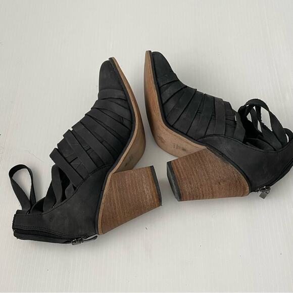 Free People hybrid strappy distressed booties dark grey size 38/8us - Picture 6 of 13